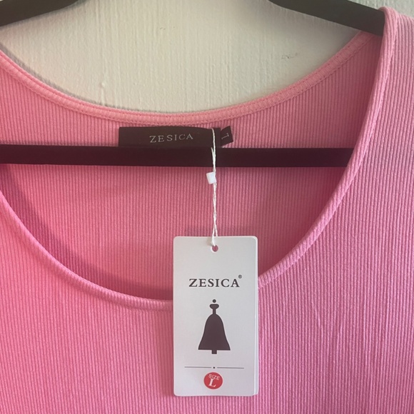 NWT! Dress with pockets! - Picture 3 of 6